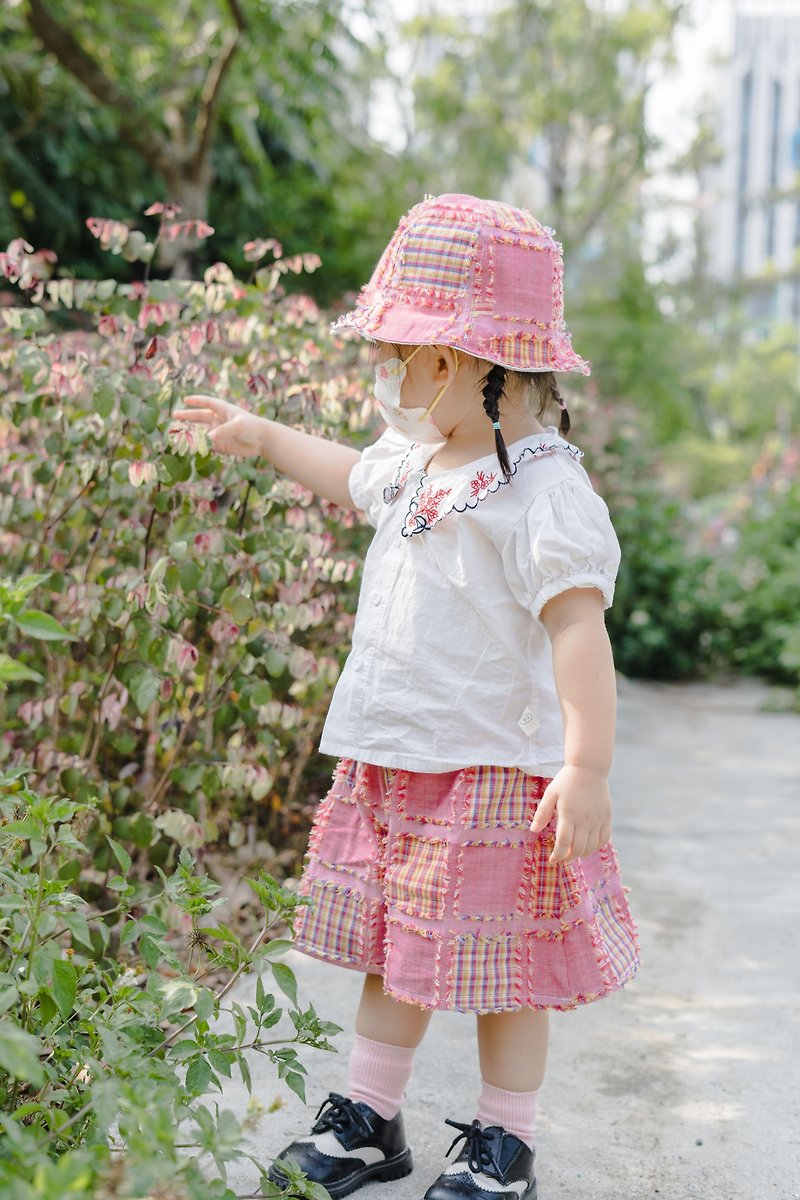 Cotton & Hemp Skirts Red - Retro plaid baby fisherman hat handmade hakama one-year-old gift box two-piece set