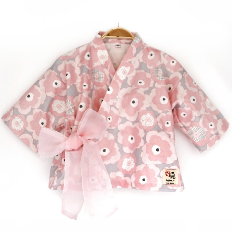 Hand made whit top - pink poppies - เสื้อยืด - ผ้าฝ้าย/ผ้าลินิน สึชมพู