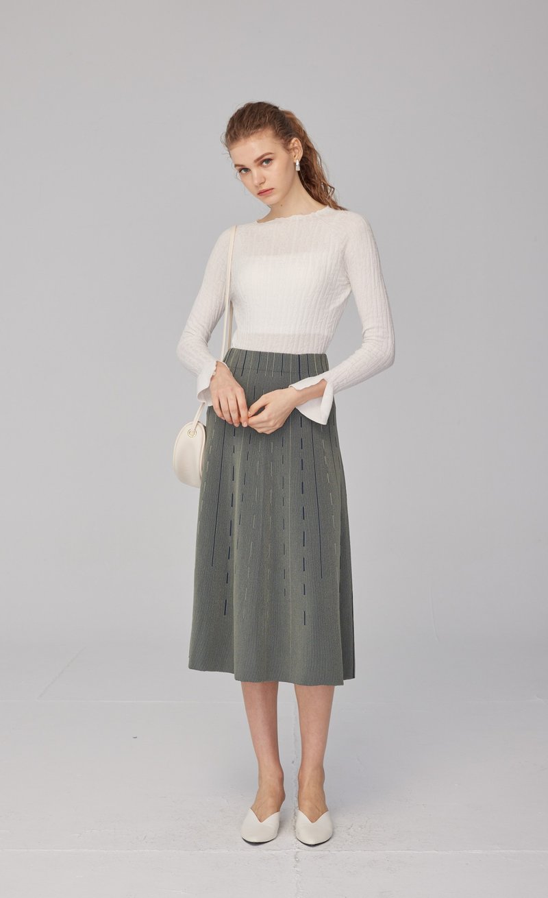 Horizontal knit front and back stitch striped wavy long skirt (23S2SK01) - กระโปรง - ผ้าฝ้าย/ผ้าลินิน 