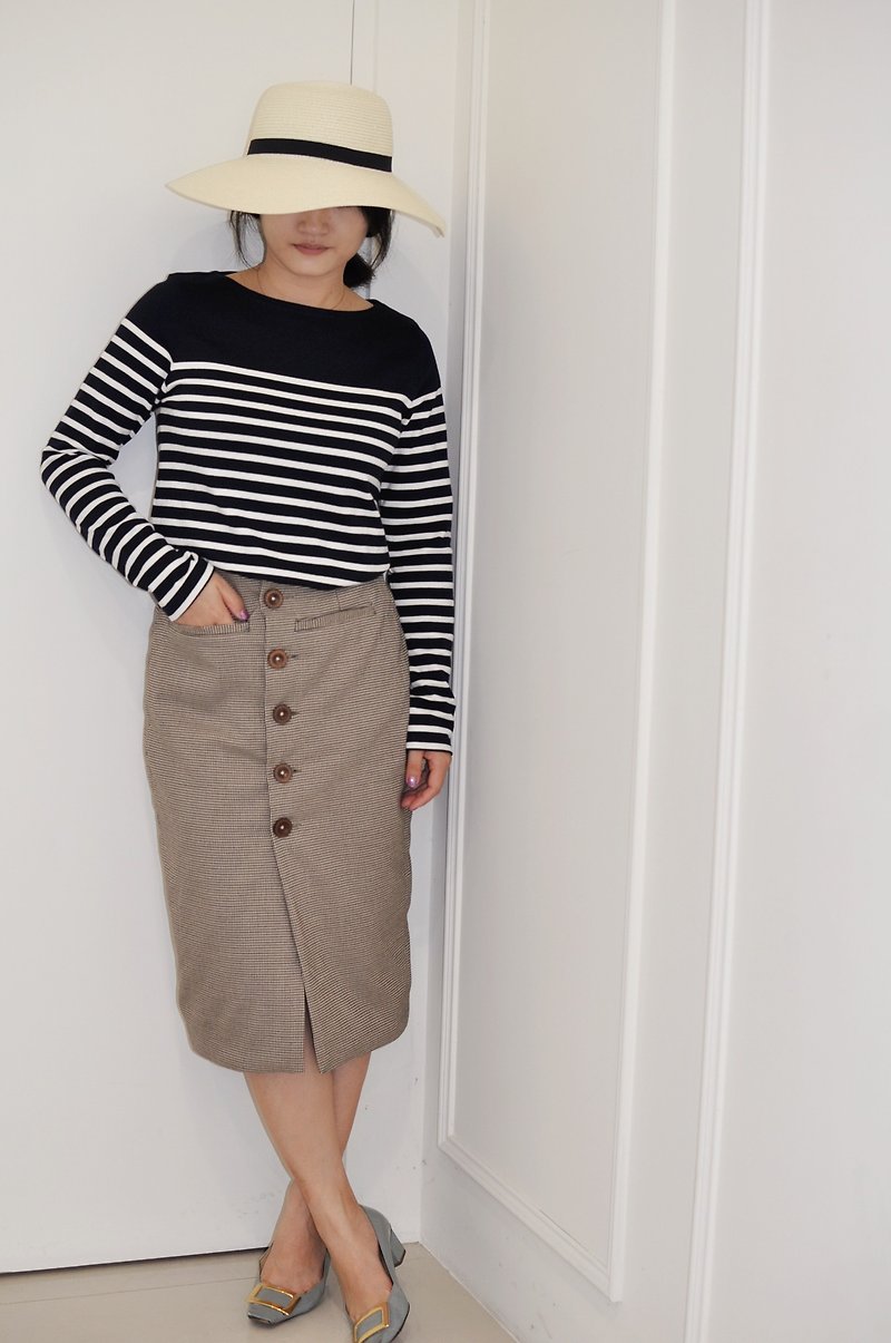 Flat 135 X Taiwan designer series cotton narrow skirt cotton houndstooth fabric slit skirt - กระโปรง - ผ้าฝ้าย/ผ้าลินิน สีกากี