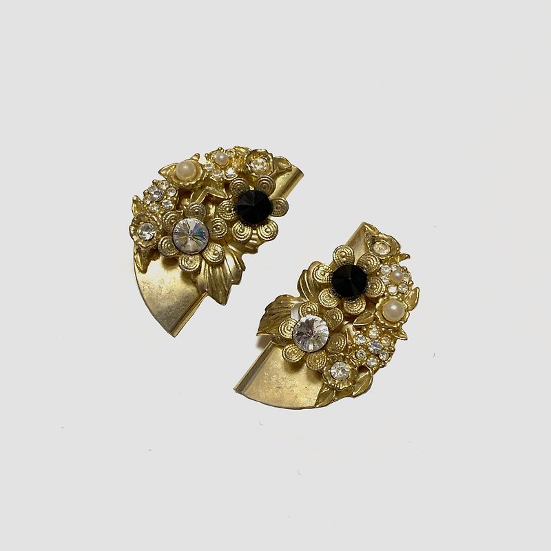 【蛋植物古着】花型月牙耳夾式古董耳環 - 耳環/耳夾 - 其他金屬 金色