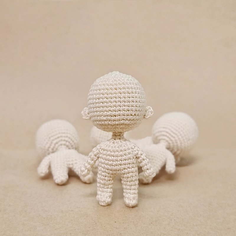 Body crochet doll - 公仔/玩偶 - 其他材質 卡其色