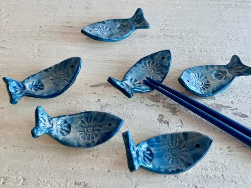 shuiyemikioです。魚　織部焼　箸置 楽天市場】織部焼：織部魚箸置・5個1組・有松進《箸置き》 : 和