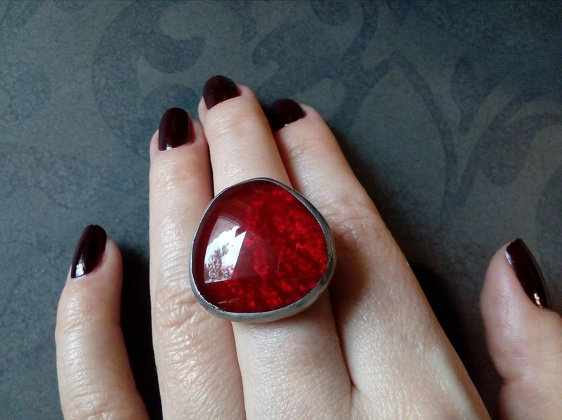 BIG red Glass ring. Scarlet witch aesthetic. glass tiffany fused vermeil ring. - General Rings - Glass Red