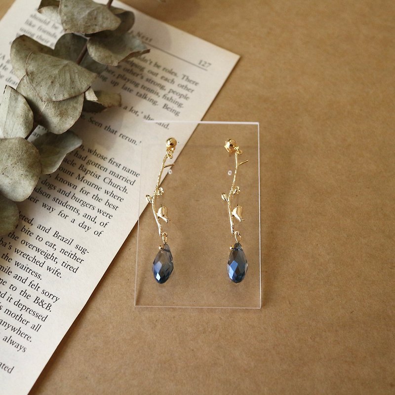 輕珠寶14k註金施華洛世奇水晶 垂墜耳環樹枝深藍x - 耳環/耳夾 - 水晶 藍色