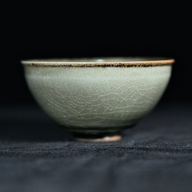手作柴燒龍泉青瓷茶碗LONG028 - 茶壺/茶杯/茶具 - 其他材質 
