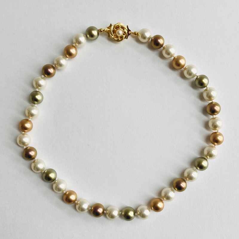 Glass pearl mix color all knot necklace/10mm approx. 42cm/ Khaki mix/made in japan - สร้อยคอ - แก้ว สีกากี