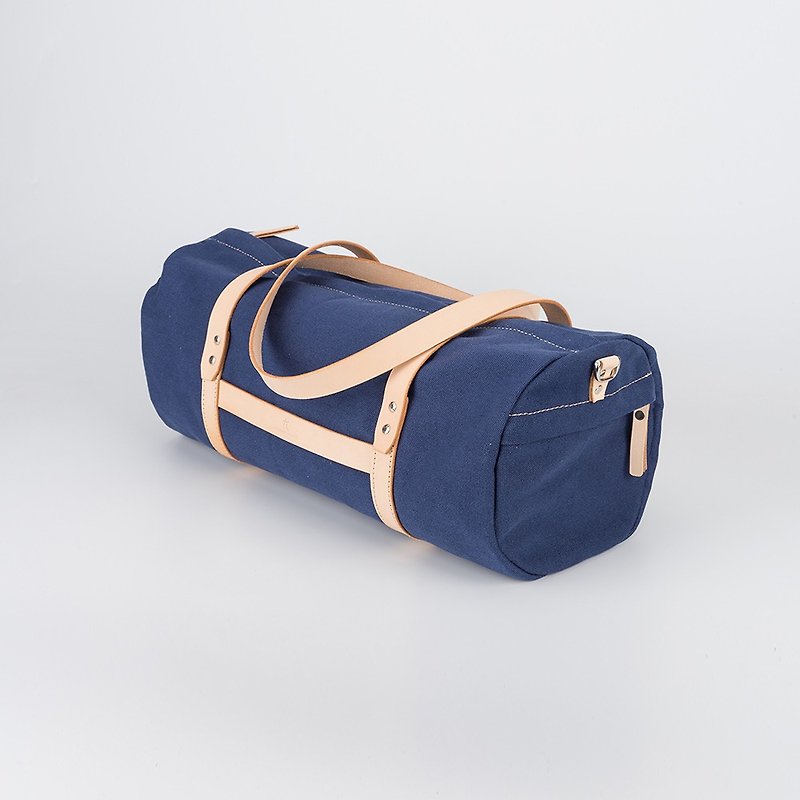 [Canvas meets leather] Large-capacity leisure fitness cylinder bag short-distance travel portable diagonal bag for men and women - กระเป๋าแมสเซนเจอร์ - ผ้าฝ้าย/ผ้าลินิน สีน้ำเงิน