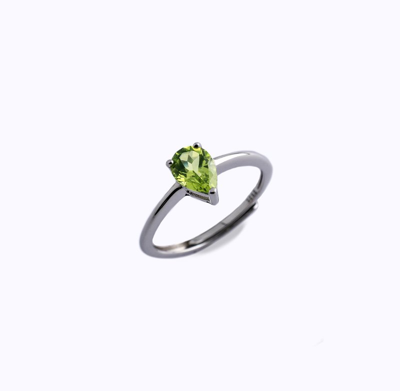 AND 橄欖石 綠色 水滴 5*7mm 戒指 經典系列 Pear 天然寶石 - 戒指 - 銀 綠色