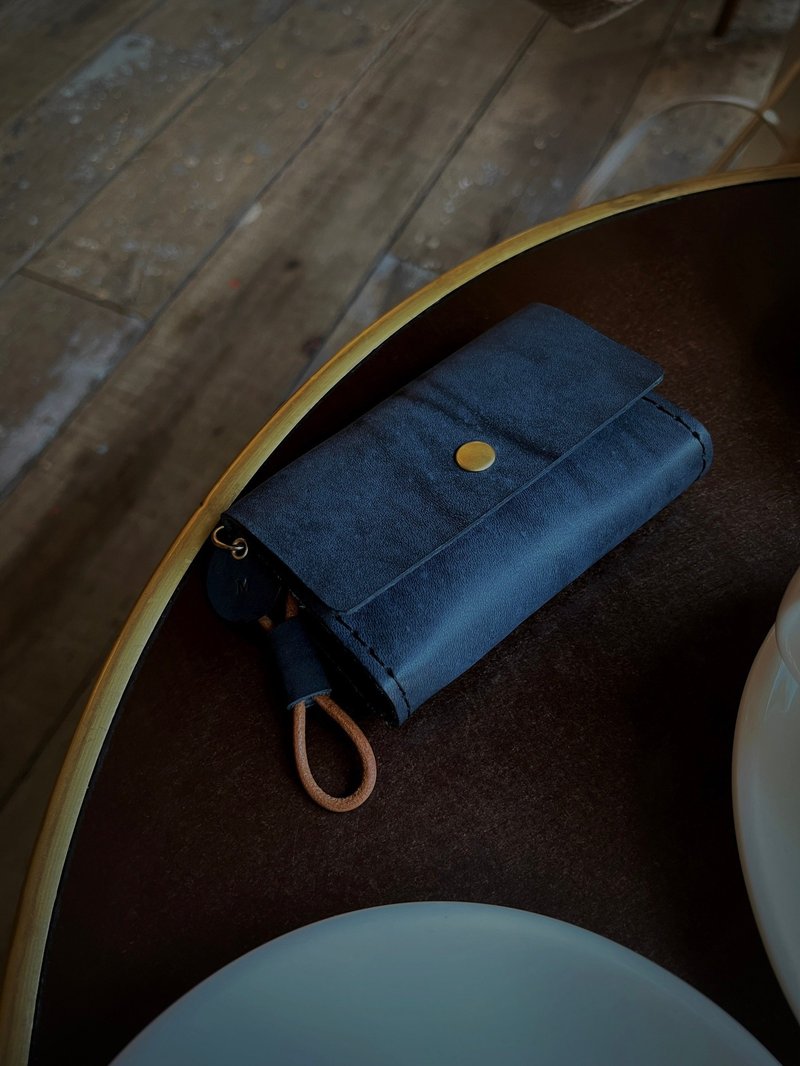 Leather business card bag-dark blue pattern - ที่เก็บนามบัตร - หนังแท้ สีน้ำเงิน