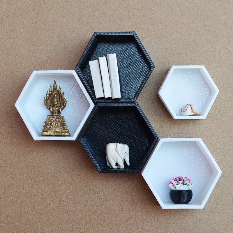 Miniature Dollhouse wall shelf MODULES honeycomb for doll 1/12, 1/8, 1/6 Scale - ตุ๊กตา - พลาสติก ขาว