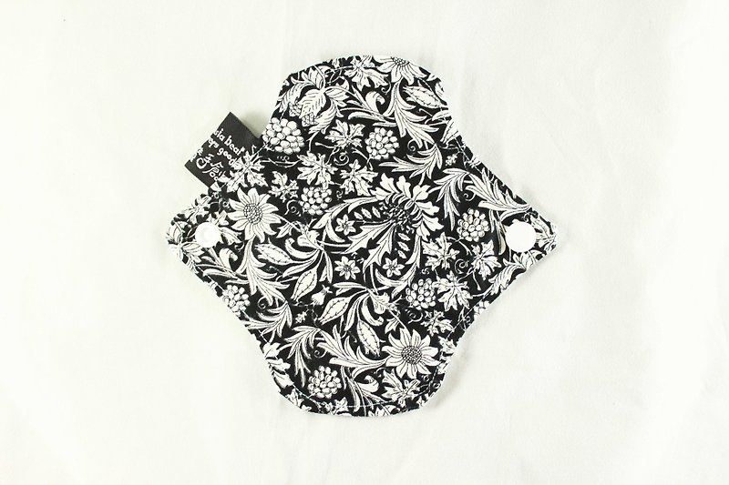 Flower-1Pcs Set Everyday use liners Woman Liner, Cloth Panty Liner - Women's Underwear - Other Materials Black