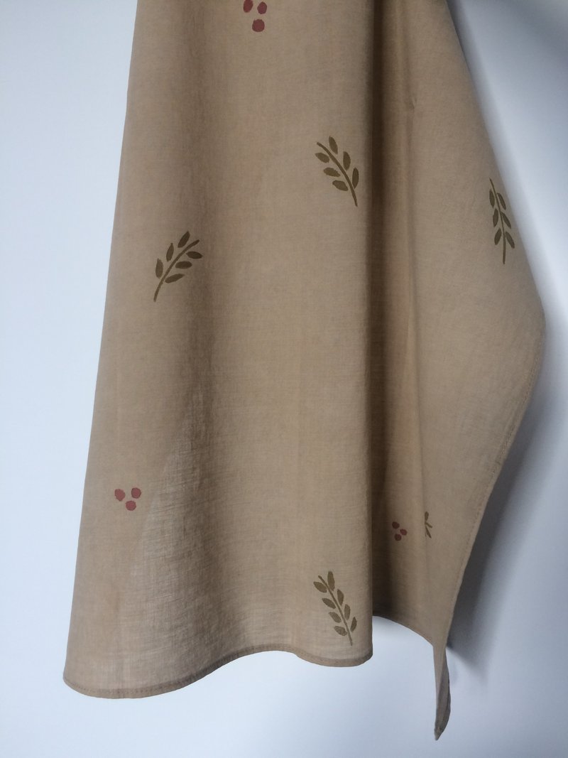 Nepenthes mineral dyed fine cotton hand-painted hand towel - ผ้าเช็ดหน้า - ผ้าฝ้าย/ผ้าลินิน สีกากี