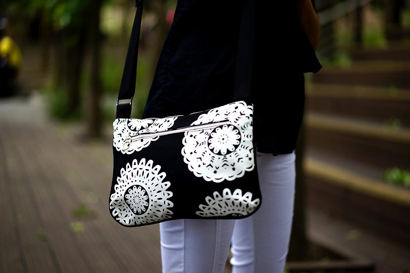 Kuankuancraft classic black and white with petty bourgeoisie female crossbody bag