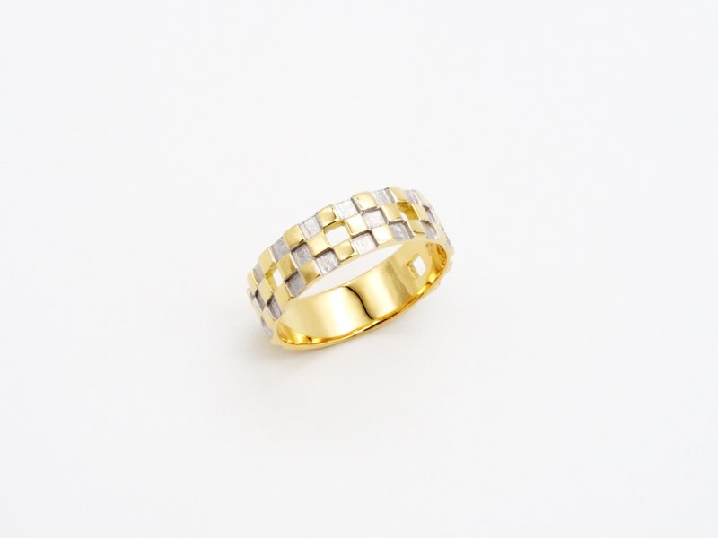 K18 Gold Checkered Pattern Ring (Medium) Ichimatsu Ring - แหวนทั่วไป - เครื่องประดับ สีทอง