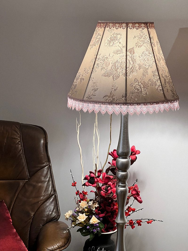 Victorian lampshade silk with floral print - โคมไฟ - วัสดุอื่นๆ สีเงิน