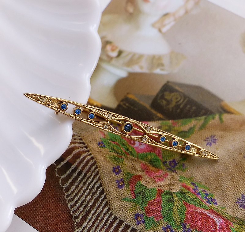Western antique jewelry. Edwardian style detailed pin - เข็มกลัด/พิน - โลหะ สีทอง