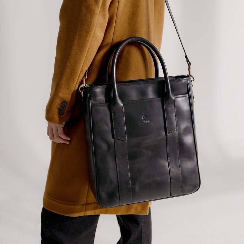 Reversible vegetable tanned leather straight tote bag classic black - กระเป๋าแมสเซนเจอร์ - หนังแท้ สีดำ