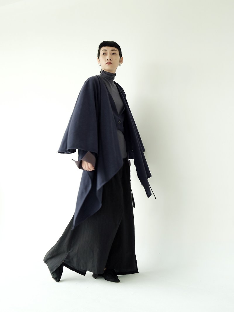 Sichuan Yi WEAR BEING shawl detachable two-piece jacket Zhangqing X striped silk - Women's Casual & Functional Jackets - Cotton & Hemp Blue
