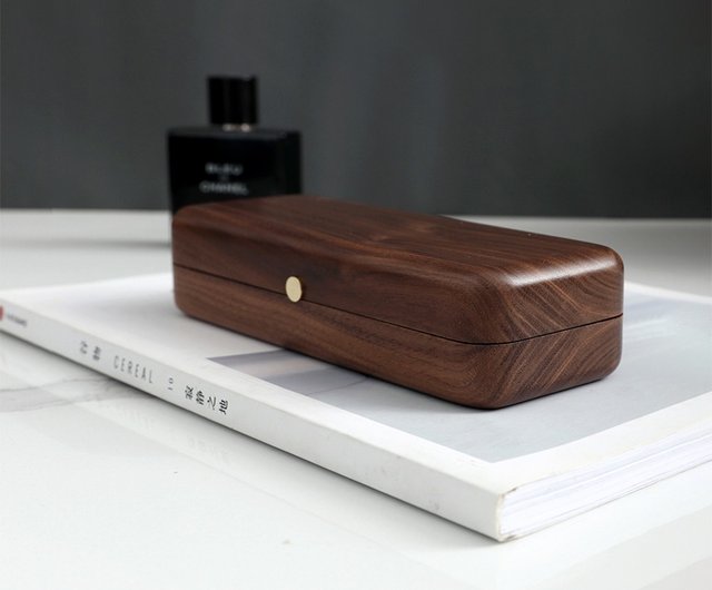 GERNOTLINDNER メガネケース　木製　Made in Germany 500x0.jpg