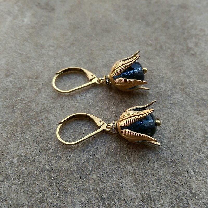 Blue Glass Earrings with Raw Brass Flower Caps - ต่างหู - ทองแดงทองเหลือง สีน้ำเงิน