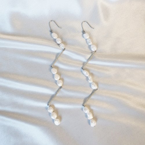 livvvvil 人魚珍珠鋸齒長耳環
