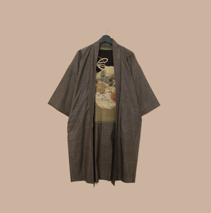 Back to Green-日本帶回羽織 林中木屋 柿 M-41/vintage kimono - 女大衣/外套 - 絲．絹 