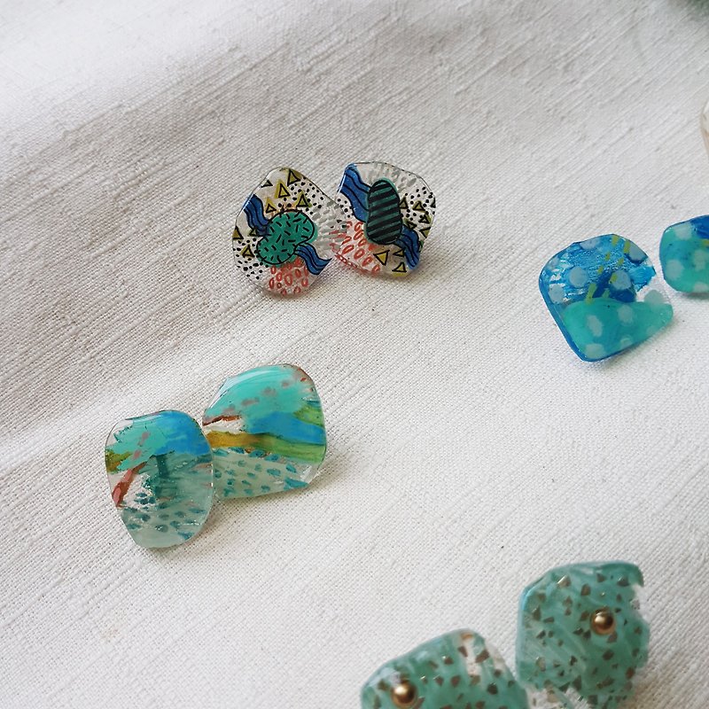 Hand-painted art oil painting, hand made transparent resin ear clip earrings / painless ear clip - Earrings & Clip-ons - Resin Multicolor