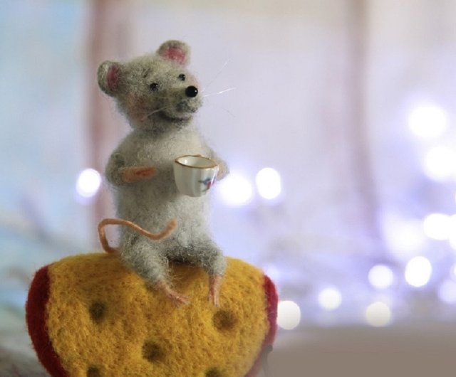 Felt pattern pdf Wool felted mouse Needle felting tutorial Needle