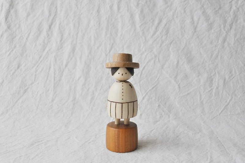 木製 人形・フィギュア ホワイト - 夏の日の少女　12