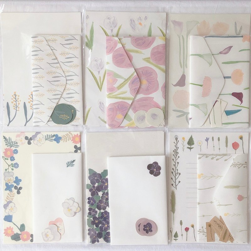 Letters and spring, summer, autumn and winter flower lover set - Envelopes & Letter Paper - Paper Multicolor