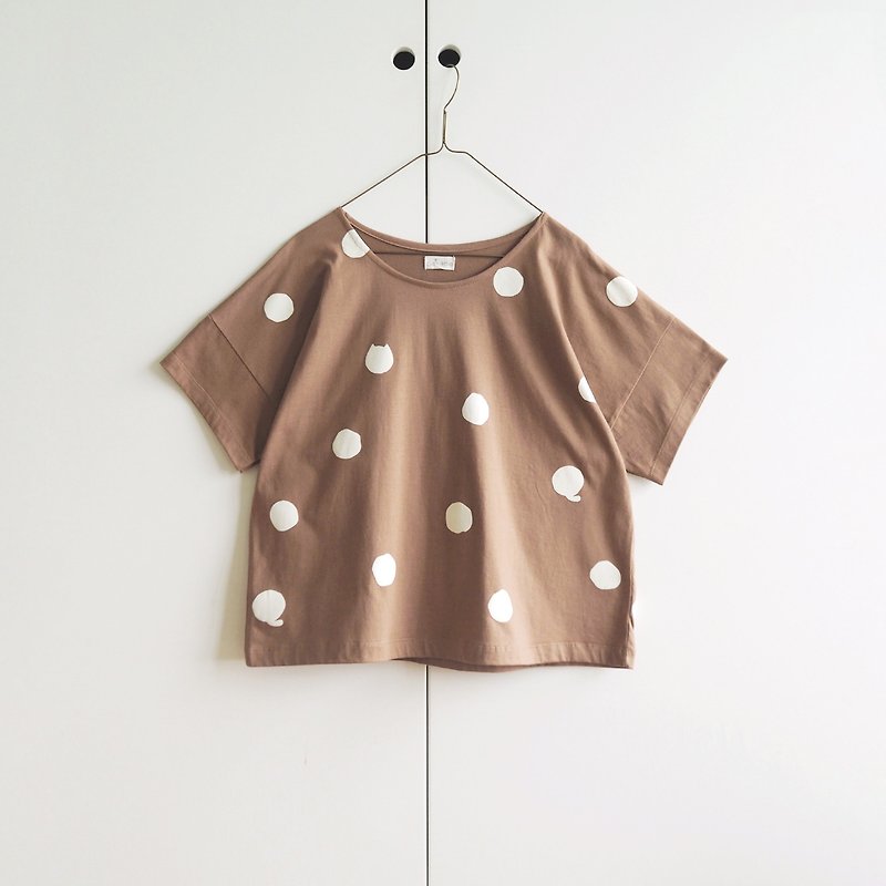 polka dot cat t-shirt : caramel - T 恤 - 棉．麻 咖啡色