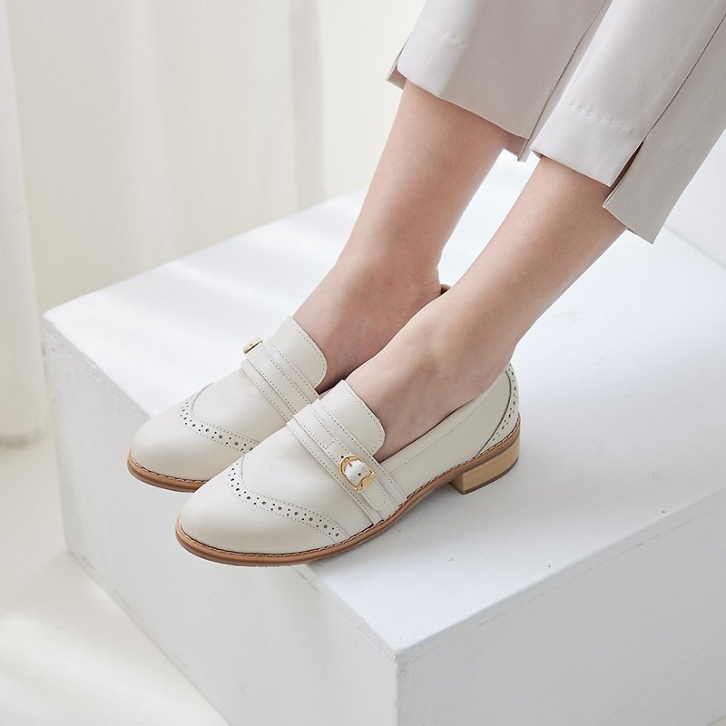 Descartes Heart Loafers - Dandelion - Women's Oxford Shoes - Genuine Leather White