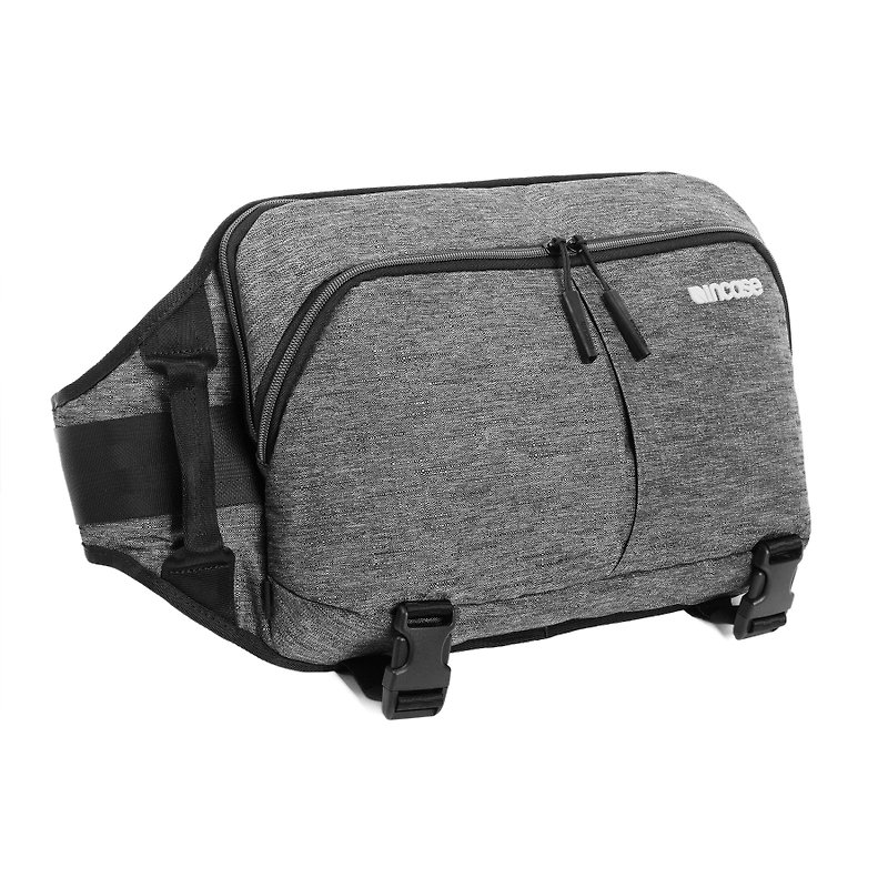 [INCASE]Reform Sling Pack 12吋Sleek minimalist oblique back pencil case (hemp black) - Messenger Bags & Sling Bags - Other Materials Black