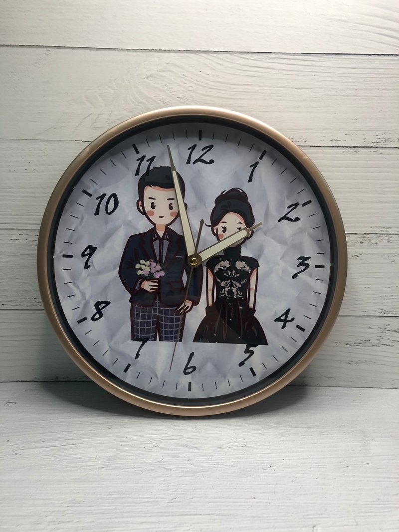 Customized Q version [clock wall clock] like Yan painted hand-painted Q version hand-painted portrait custom clock - นาฬิกา - วัสดุอื่นๆ สีทอง