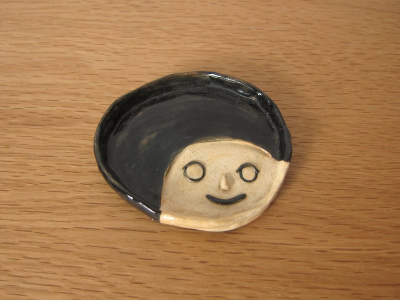 Girl pottery - เซรามิก - ดินเผา สีดำ