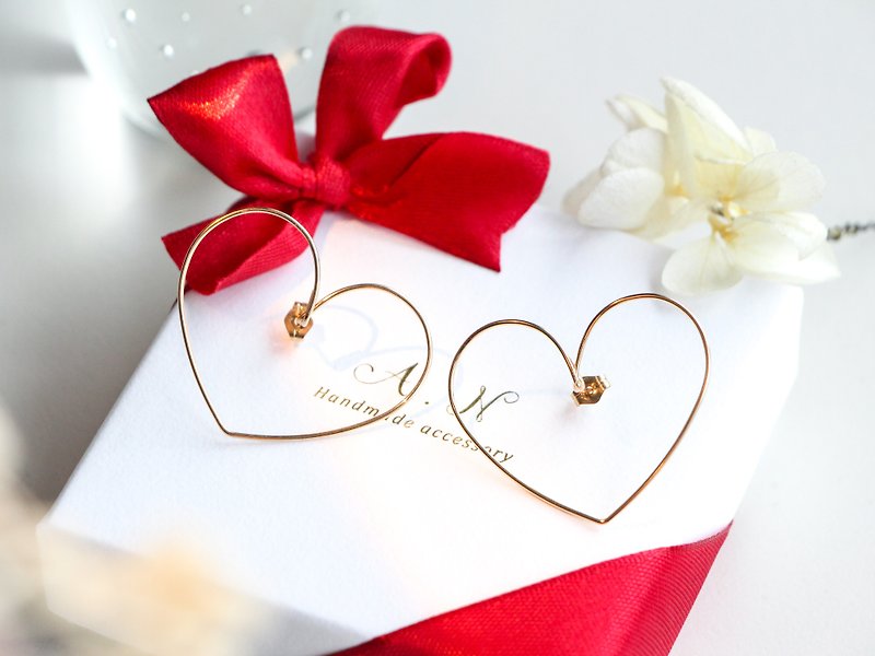 14kgf-classic heart pierced earrings/can change to clip-on - Earrings & Clip-ons - Other Metals Gold