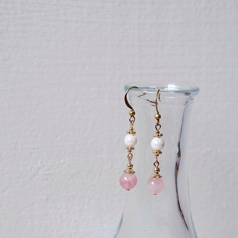 Powder crystal shell pearl natural stone pendant ear hook / clip earrings fairy models - Earrings & Clip-ons - Copper & Brass Gold