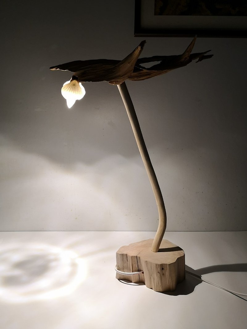 -The sharks are coming- Standing lamp, desk lamp, driftwood lamp, night lamp, atmosphere lamp, styling lamp - Lighting - Other Materials Brown