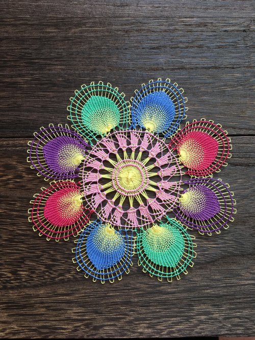 カラフルドイリー パラグアイの伝統レース刺繍ニャンドゥティ