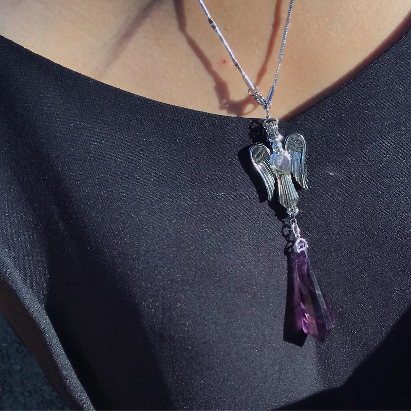 [Lost and find] natural stone angel uruguay amethyst spirit pendulum necklace - สร้อยคอ - เครื่องเพชรพลอย สีม่วง