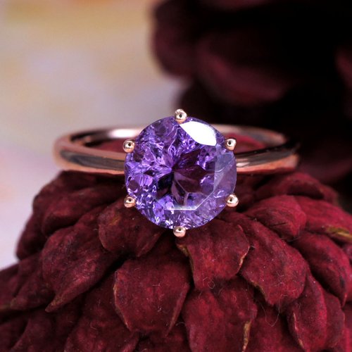 Edith Art & Jewellery 公主 – 8 mm 圓形 切角 紫水晶 純銀 電18K玫瑰金 戒指