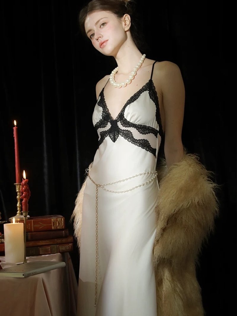 classic long satin dress - 睡衣/居家服 - 其他材質 