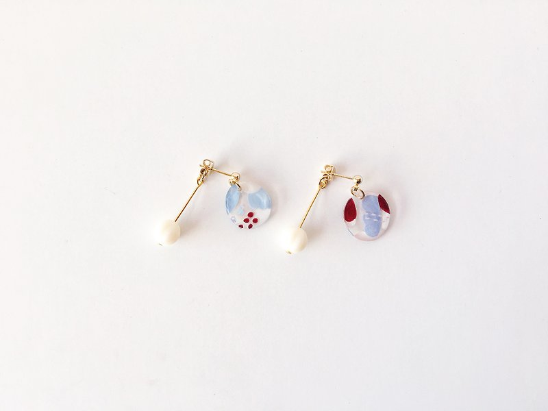 Huahua World Series-Handmade Earrings / Ear Clips - Earrings & Clip-ons - Other Materials Red