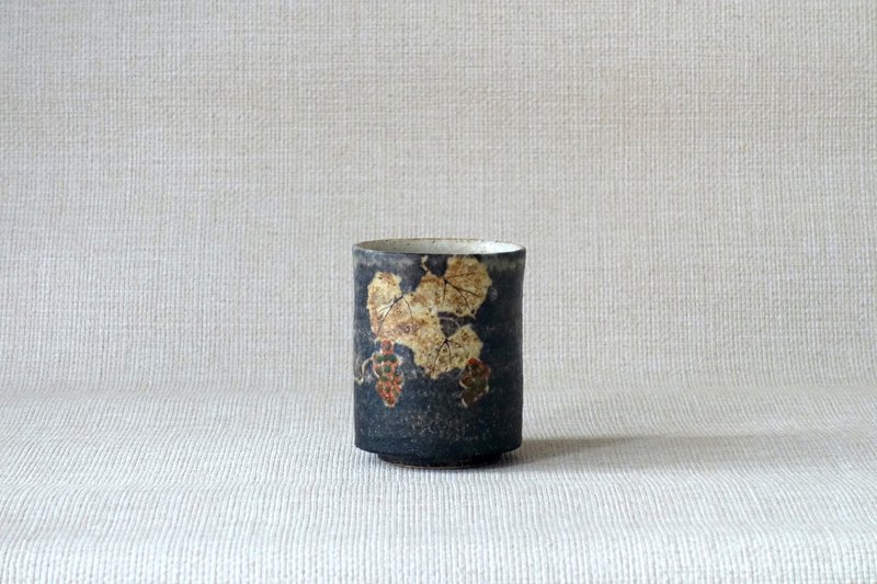 四方湯のみ ぶどうc - 茶壺/茶杯/茶具 - 陶 黑色