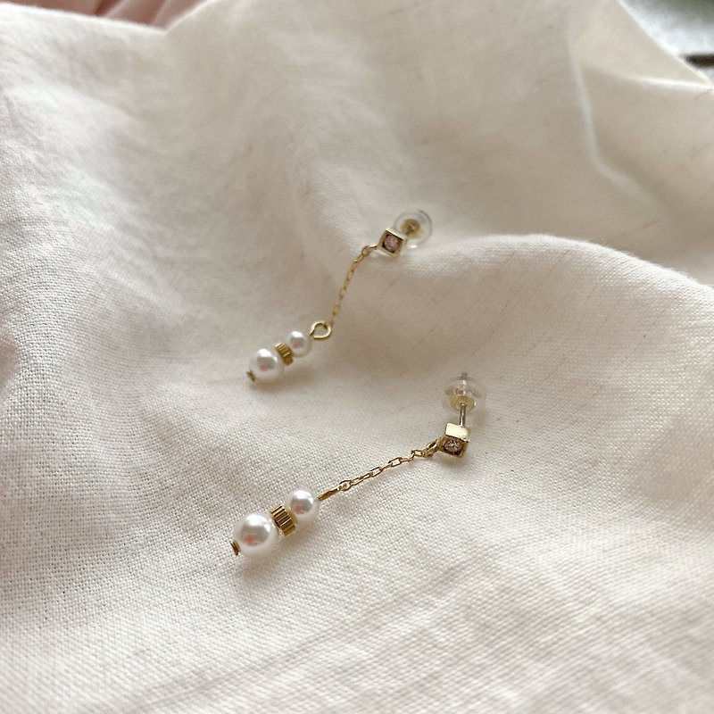 Little girls-Brass zircon earrings