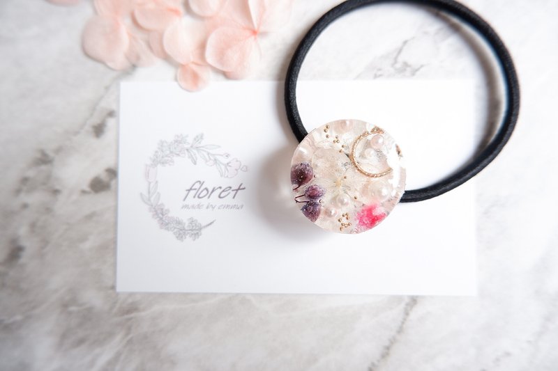 Flower resin hair accessory like a bouquet of hydrangea, pink - เครื่องประดับผม - เรซิน สึชมพู