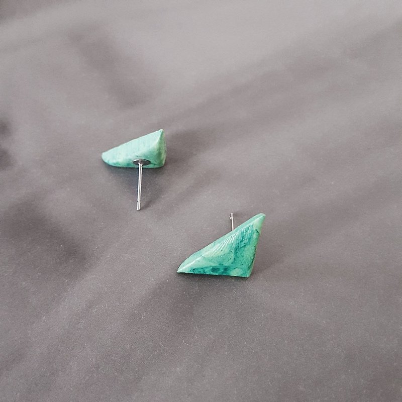 Simple ink pattern rendering triangle geometric handmade earrings / ear ear clip / earrings - Earrings & Clip-ons - Clay Green
