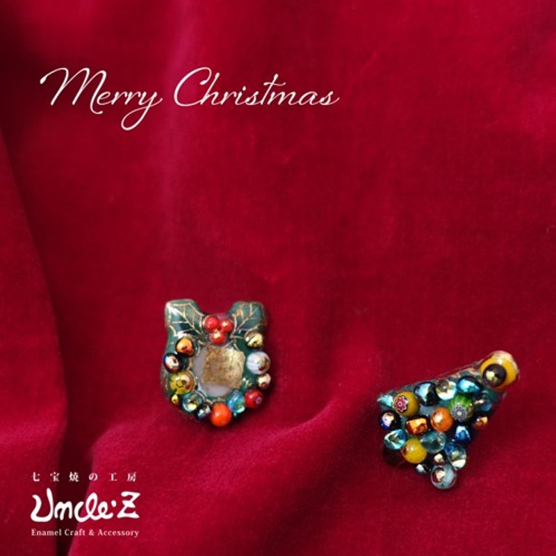 Christmas tree and wreath cloisonne earrings - ต่างหู - โลหะ สีแดง