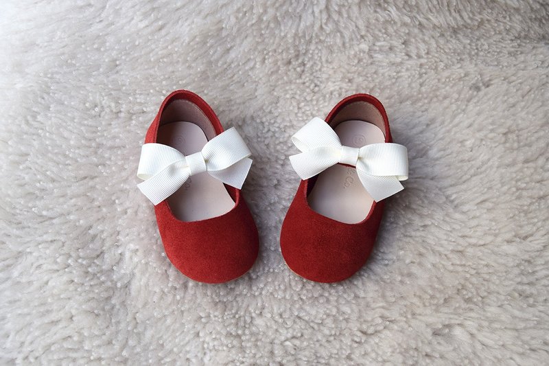 Red female baby toddler shoes girl gift baby shoes age gift baby gift moon gift box - รองเท้าเด็ก - หนังแท้ สีแดง